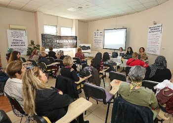 Buca’da şiddete karşı farkındalık yaratıldı