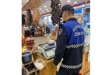 Büyükşehir zabıtası 12 ilçede pür dikkat kontrolde