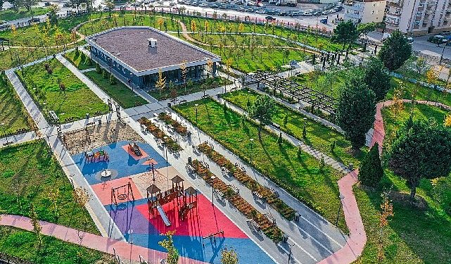 Büyükşehir’den Derince Millet Bahçesi’ne kıraathane