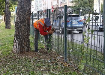 Büyükşehir’den Evliya Çelebi Caddesi’nde refüj çalışması