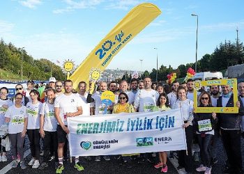 CK Güç çalışanları İstanbul Maratonu’nda otizmli çocuklar için koştu