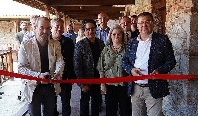 Çöllüoğlu Hanı’nda stant açılışı gerçekleştirildi