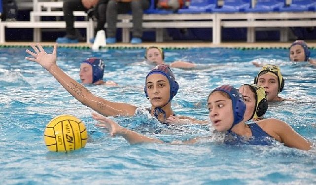 Cumhuriyet Kızları gözü kupaya dikti