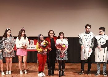 Deü, diş sıhhatinin kıymetini oyun ile anlattı