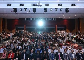 Deü’lü genç denizciler yeminlerini etti