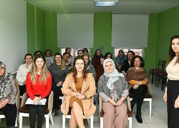 Dijitalleşen dünyada şuurlu medya kullanımı bahisli eğitim düzenlendi