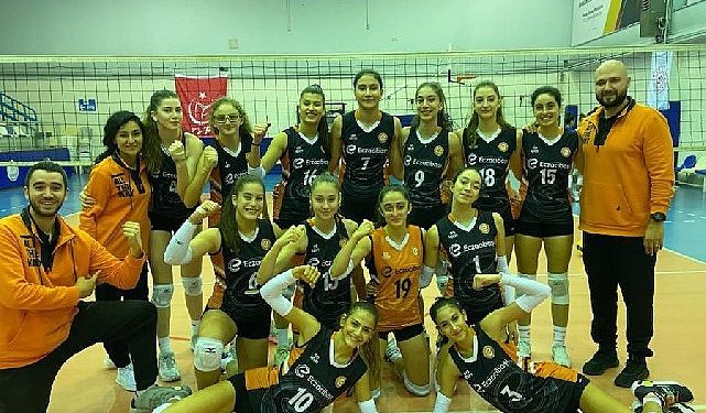 Eczacıbaşı 2. Lig Voleybol Ekibi Deplasmanda Kazandı