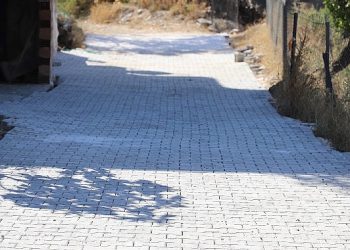 Efemçukuru Kilit Parke İle Döşendi