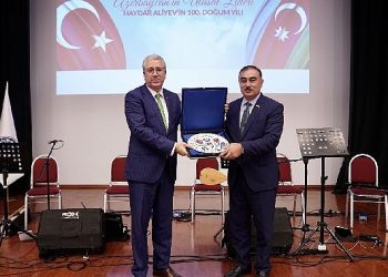 Ege’de “Türkiye Cumhuriyeti’nin 100 Yılı ve Azerbaycan’ın Ulusal Başkanı Haydar Aliyev’in Doğumunun 100 Yılı” kutlandı