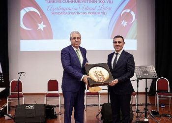 Ege’de “Türkiye Cumhuriyeti’nin 100 Yılı ve Azerbaycan’ın Ulusal Başkanı Haydar Aliyev’in Doğumunun 100 Yılı” kutlandı