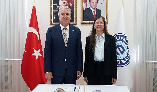 Egeli akademisyenlerden sarsıntı sonrası ergen sıhhatine yönelik proje
