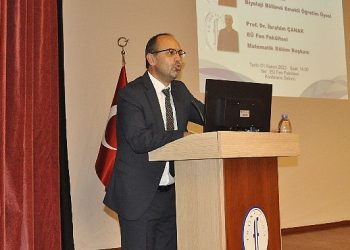 EÜ Fen Fakültesinde, temel bilimlerin dünü, bugünü ve geleceği konuşuldu