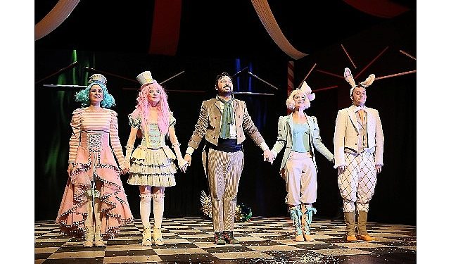 “Herkes sihirbaz olacak ” Eskişehir’de çocuklarla buluştu