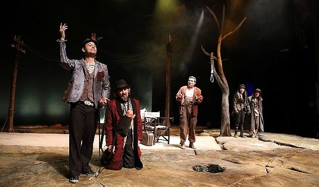 İBB Kent Tiyatroları Aralık ayında 36 oyunu seyirciyle buluşturuyor