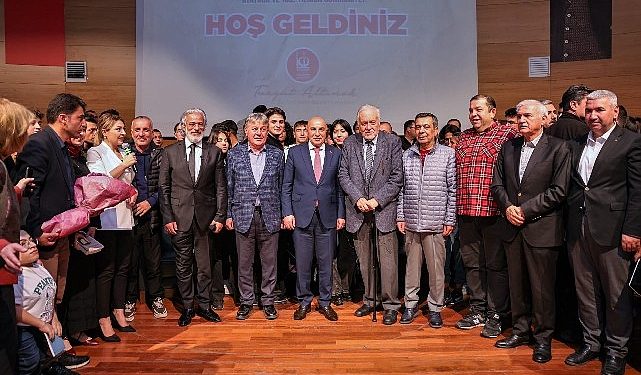 İlber Ortaylı’nın keçiören’deki söyleşisi ağır ilgi gördü