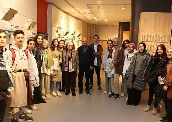 İmzalı müze sohbetleri’nin kasım ayı konuğu Gülten Dayıoğlu oldu