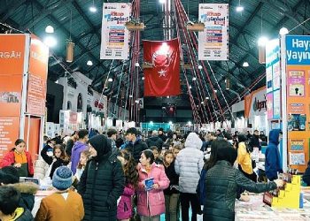 İnegöl’de Kitap Günleri Coşkusu Sürüyor