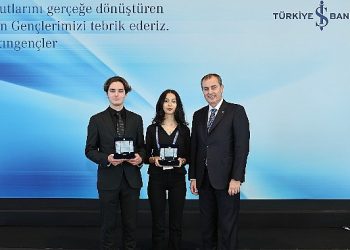 İş Bankası’ndan Altın Gençlere ödül