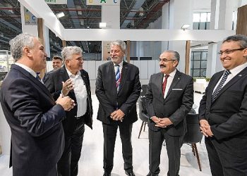 İzmir’de Emlak, İnşaat ve Kentsel Dönüşüm Fuarı başladı