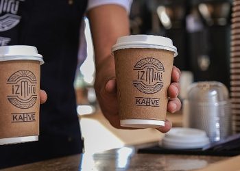 İzmirli gençlere “İzmirli Kahve”