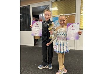 İzmirli sportmenler buzdan üç madalya çıkardı