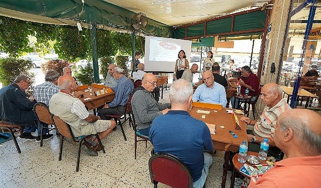 Kahvehanelerde, şiddete karşı farkındalık çalışması
