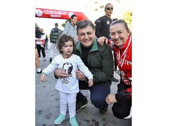 Karşıyaka 29 kere Ata’dan Ana’ya koşuyor