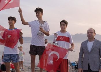 Karşıyaka’da 100 yıl coşkusu Körfez’e taşındı