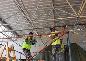 Karşıyaka’nın pazar yerlerine kış bakımı