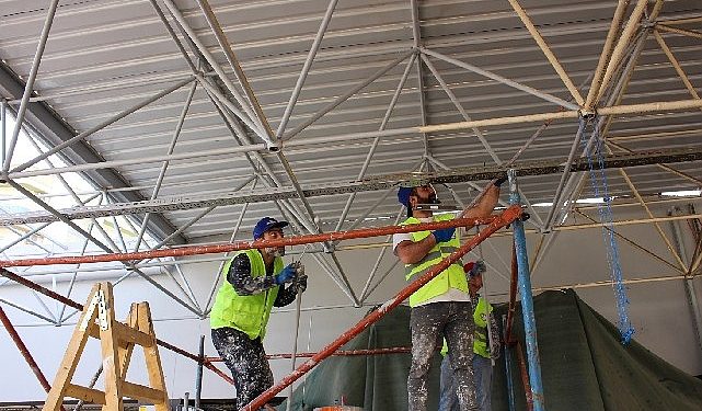 Karşıyaka’nın pazar yerlerine kış bakımı