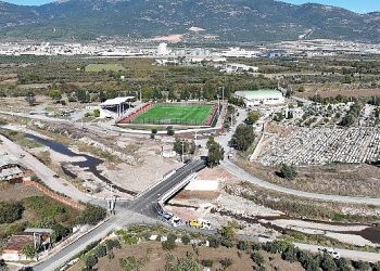 Kemalpaşa’nın 60 yıllık taşıt köprüsü afetlere karşı yenilendi