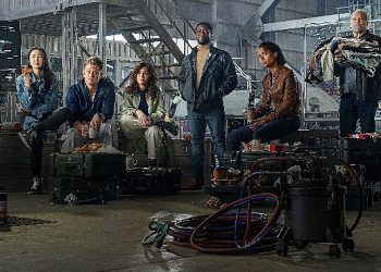 Kevin Hart, Úrsula Corberó, Jean Reno, Sam Wortinghton üzere isimleri bir ortaya getiren Uçuk Bir İş, 12 Ocak 2024’te Netflix’te!