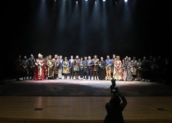 Kılıçarslan, Denizli’de ayakta alkışlandı