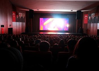 Kocaeli Büyükşehir’den öğrencilere 10 Kasım’a özel sinema gösterimi