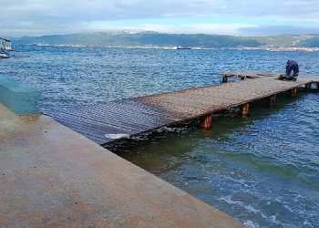 Kocaeli Büyükşehir’den soğuk ve yağışlı havada 7/24 mesai