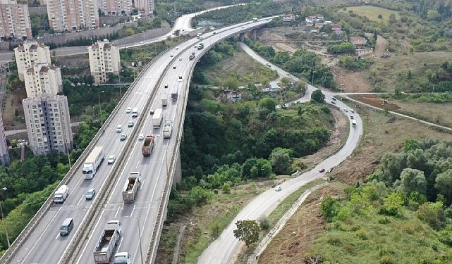 Kocaeli Büyükşehir’den Wilcynski Caddesi’ne neşter