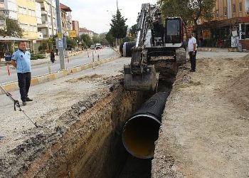 Korkuteli İstiklal Caddesi alt yapısı yenileniyor