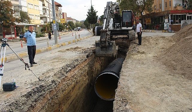 Korkuteli İstiklal Caddesi alt yapısı yenileniyor