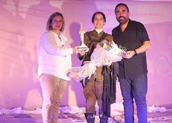 Kurtuluşun bayanları efes selçuk’ta sahneye çıktı