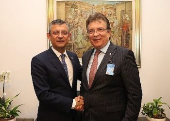 Lider Arslan’dan CHP Genel Lideri Özgür Özel’e ziyaret