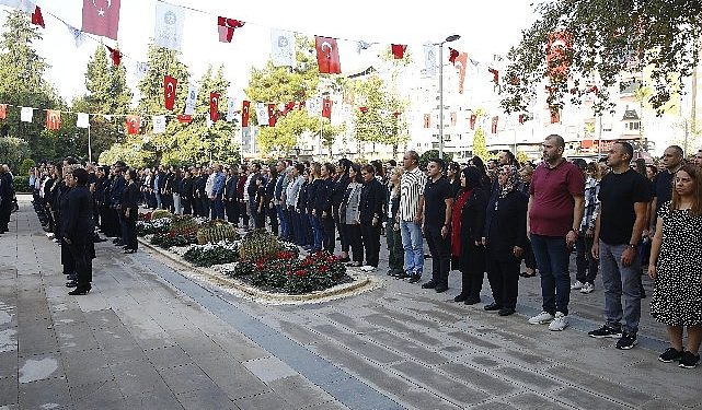 Lider Böcek, Ata’yı andı 
