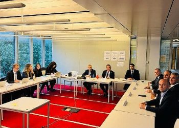 Lider Böcek Fransa’da Antalya’nın geleceğini kurtaracak mutabakat için imzalar atıldı