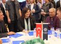 Lider Çerçioğlu Aydınlı muhtarlarla bir ortaya geldi