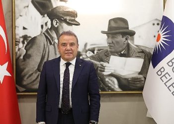 Lider Muhittin Böcek Öğretmenler Günü Bildirisi