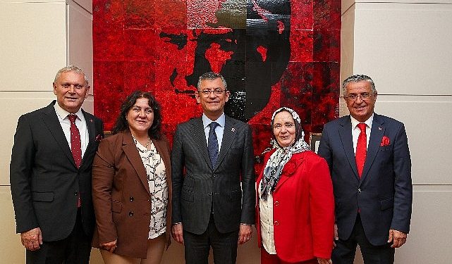 Lider Topaloğlu, CHP Genel Lideri Özgür Özel’i ziyaret etti