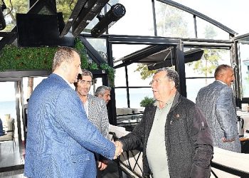 Lider usta muhtarlarla buluştu