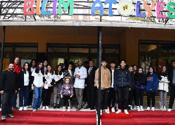 Lüleburgaz Belediyesi’nden Dünya Çocuk Hakları Günü’ne özel etkinlikler  Bilim Atölyesi açıldı… 