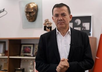 Mersin Yenişehir Belediyesi: Lider Abdullah Özyiğit’ten 10 Kasım bildirisi