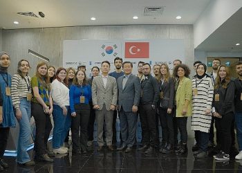 Samsung ve UNDP, ”Innovation Campus” programı çerçevesinde İnovasyon Merkezi’nde gençlere rehberlik etti