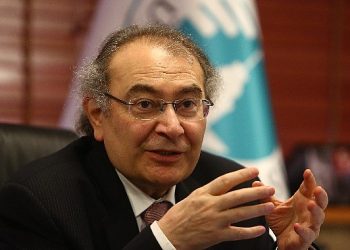 Sıkıntı vakitler güçlü insanları çağırıyor! Prof. Dr. Tarhan: “Zayıf beşerler çoğaldığı vakit güç vakitler ortaya çıkıyor”